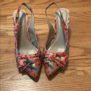 Ellen Tracy Floral Heel